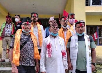 बराहक्षेत्रमा एमाले र जसपाका नेता कांग्रेसमा प्रवेश