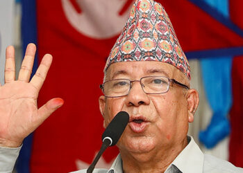 भएकाको विश्वास गुमाउने र हुँदै नभएको विश्वास गरेर घर न घाटको हुने गल्ती हामी गर्दैनौँ : अध्यक्ष नेपाल