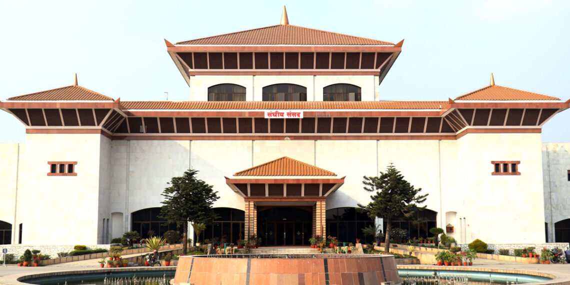 सचिवालयद्वारा जेष्ठ सांसदको जन्ममितिसहितकाे विवरण आयोगसँग माग