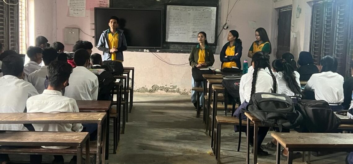 यौन शिक्षाको महत्व बुझाउन विद्यार्थीसँग छलफल