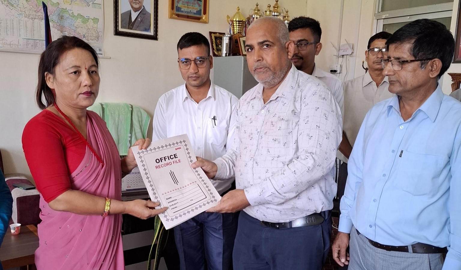 शिक्षा सम्बन्धी कानुन संशोधन गर्न रामधुनी नगर प्याब्सनले बुझायो ज्ञापन पत्र